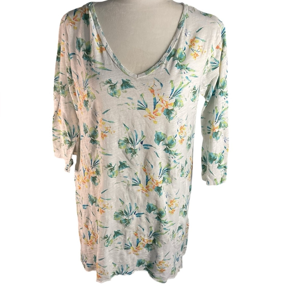 Fresh Produce Women's Floral Print V-Neck Three-Quarter Sleeve Shirt Size M
